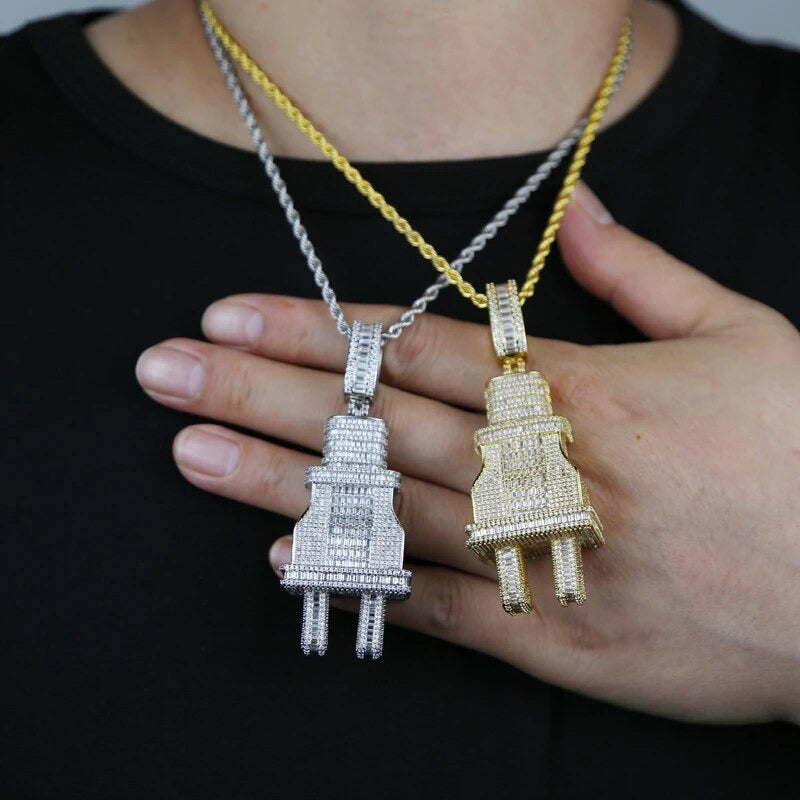 Plug Pendant & Chain