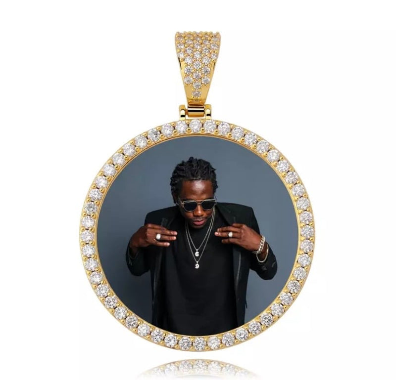 Circular Custom Picture Chain