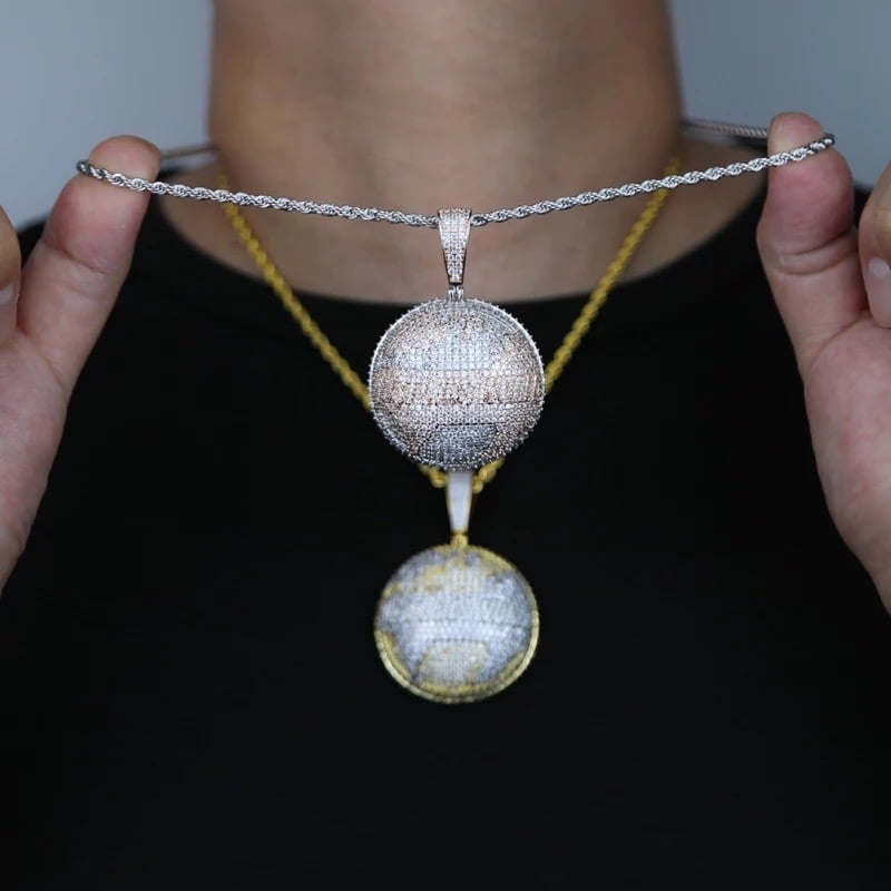 Hustlers World Pendant & Chain