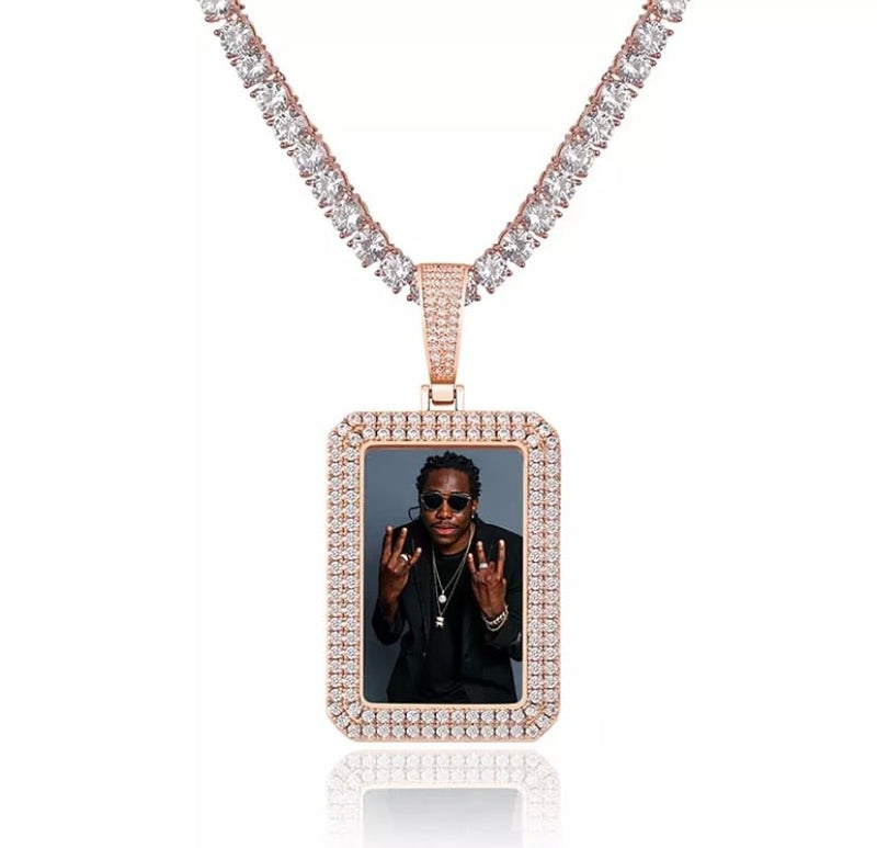 Square Custom Picture Chain